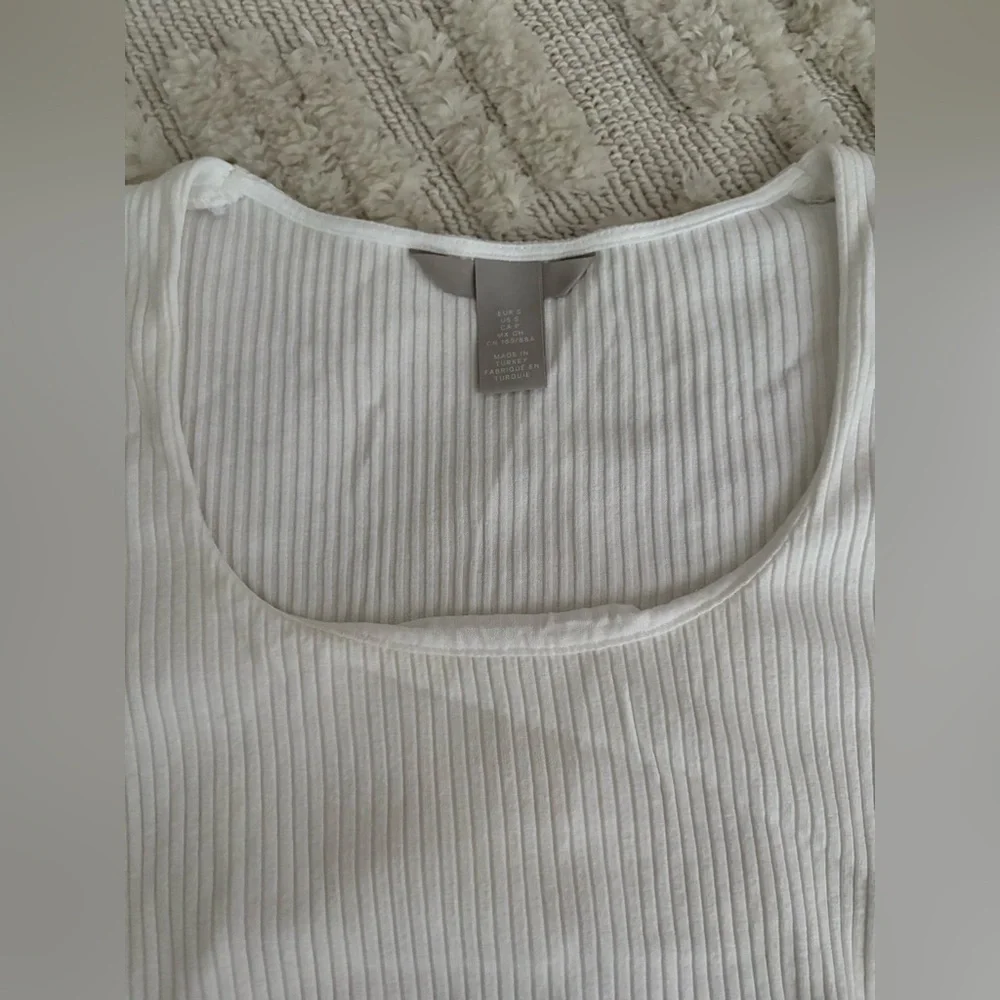 H&M Ribbed Top - Picture 2 of 4